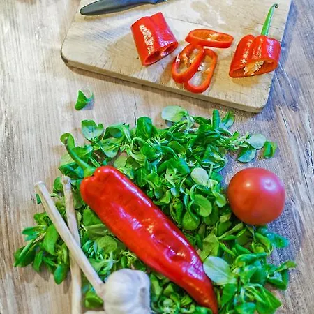 Kraina Szeptow Bed & Breakfast 3*