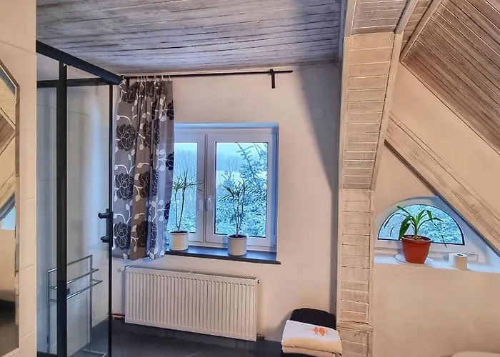 Kraina Szeptow 住宿加早餐酒店 Stronie Śląskie